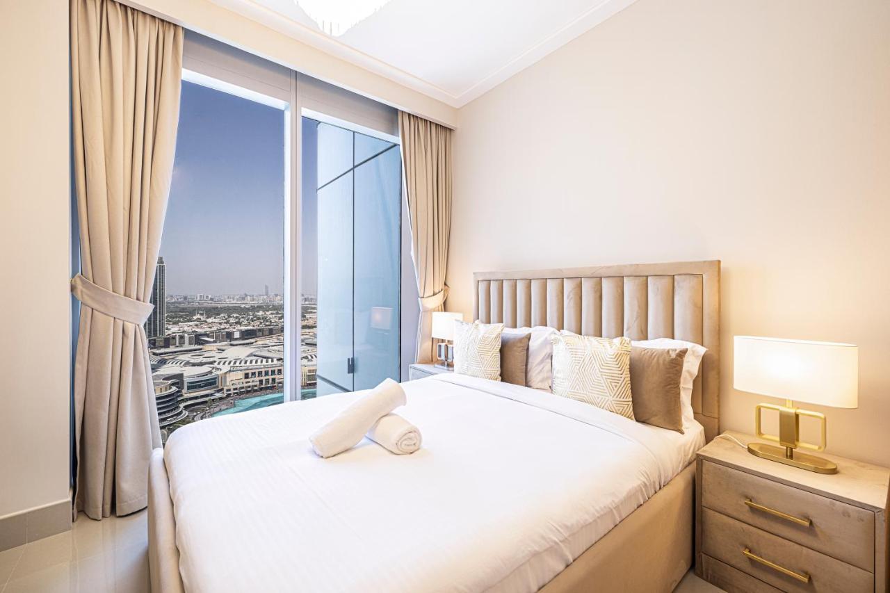Magnificent Homes, Stunning Burj Khalifa And Fountain View Dubai Exterior foto